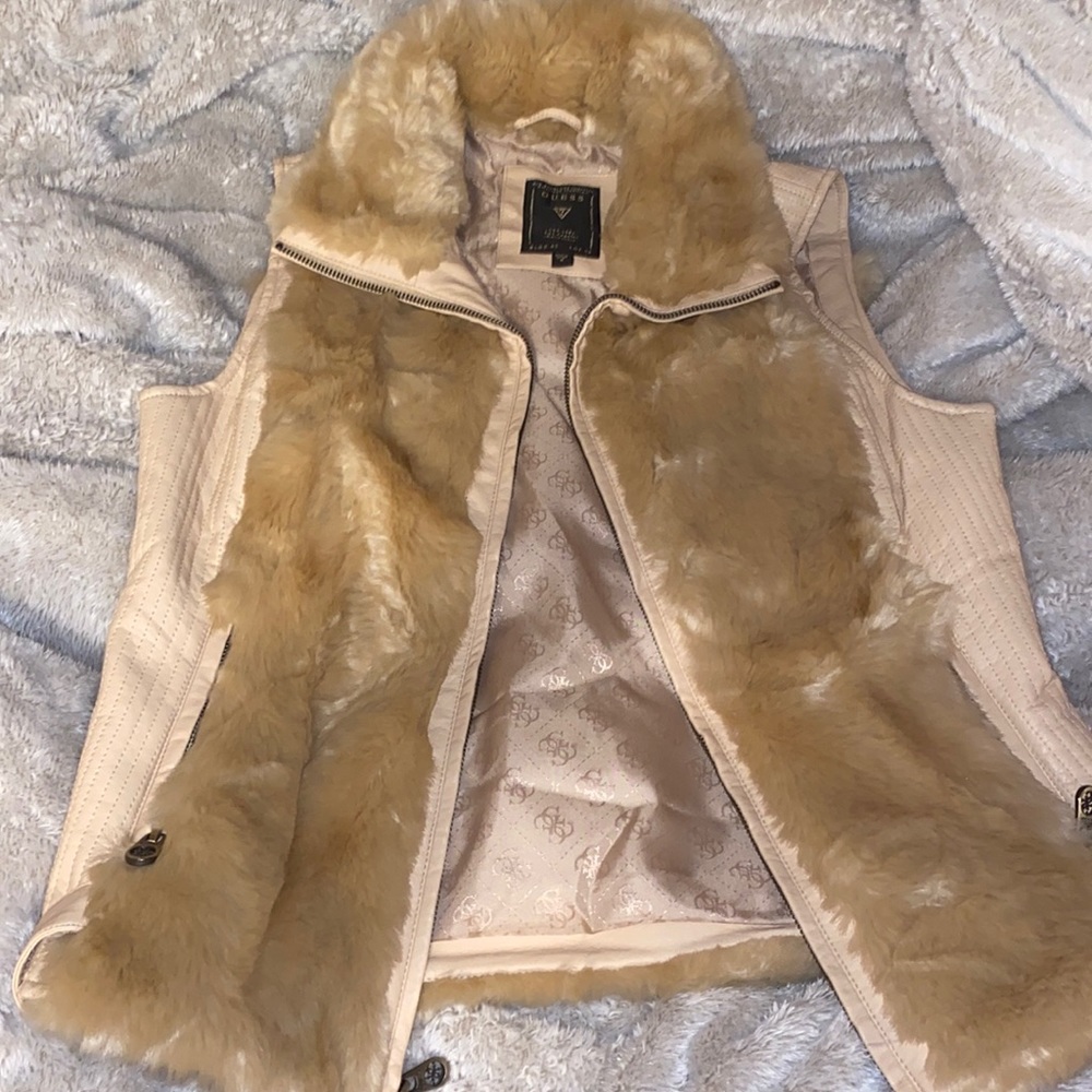 GUESS faux fur vest size medium